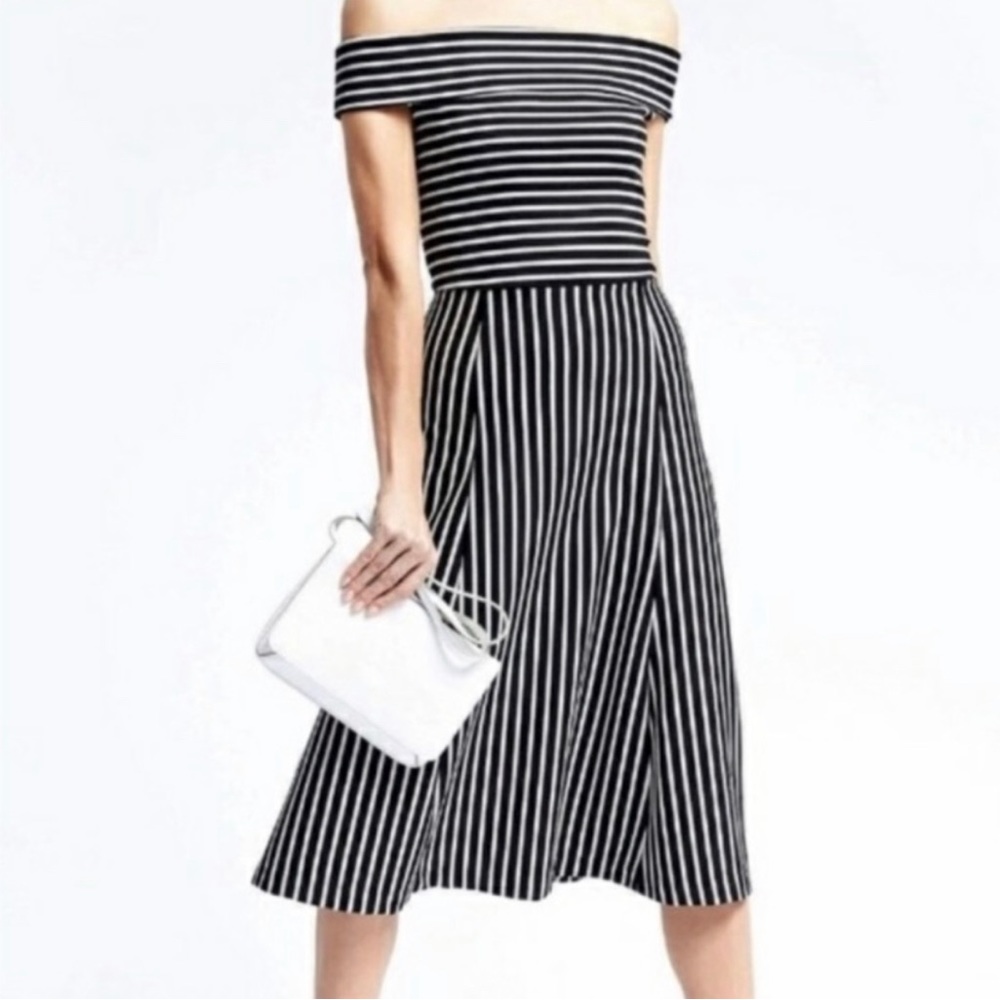 Striped midi off shoulder dress Banana Republic dress.  No defects.  Worn once.